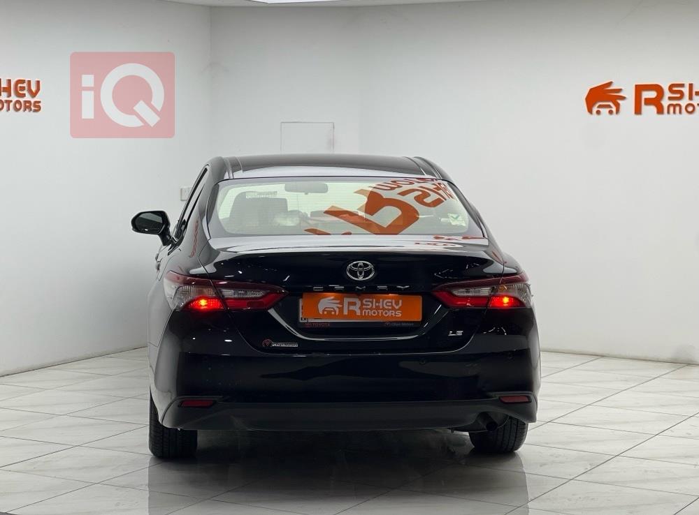 تۆیۆتا کامری